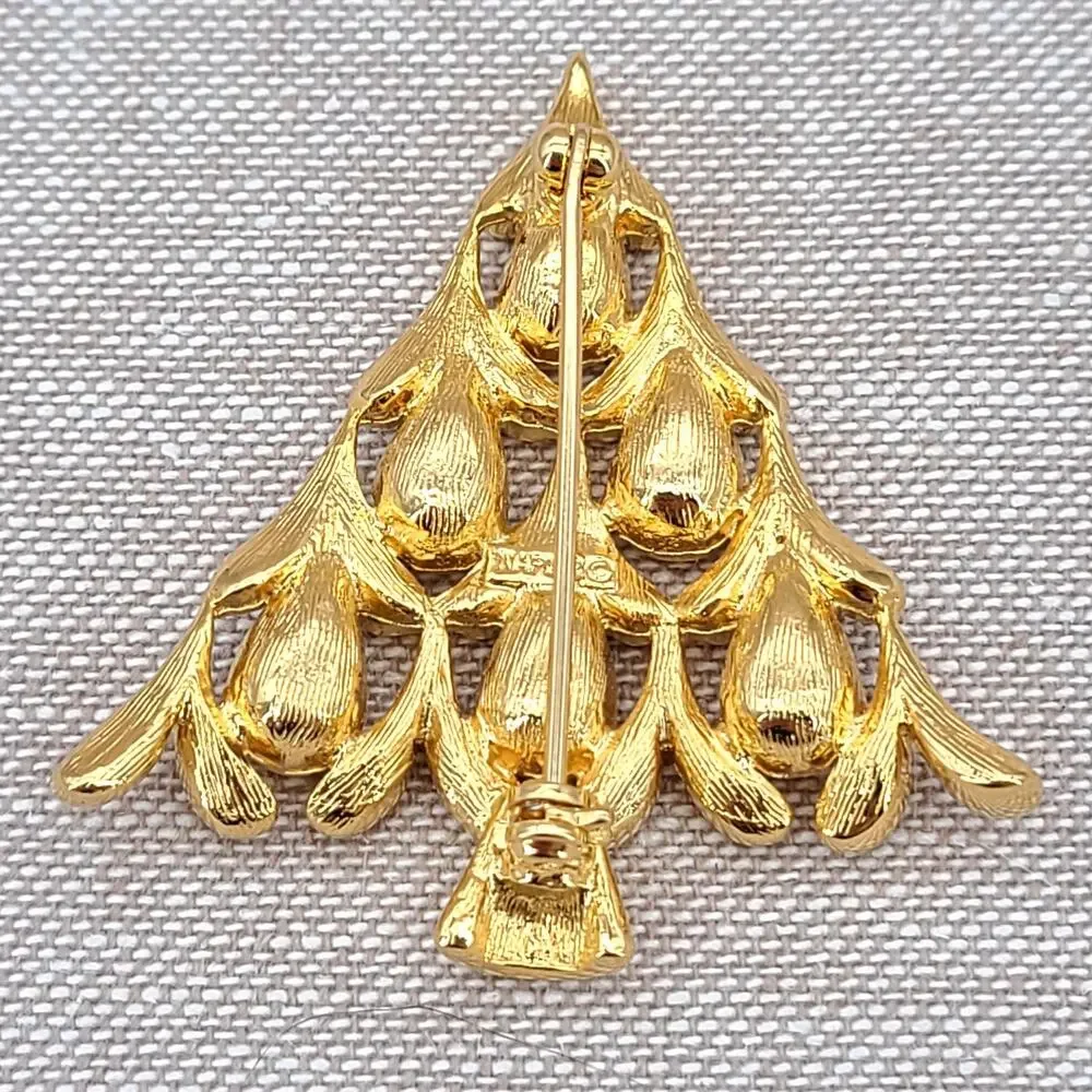 Napier Teardrop Shape Clear Rhinestone Shiny Gold Plated Christmas Tree Brooch